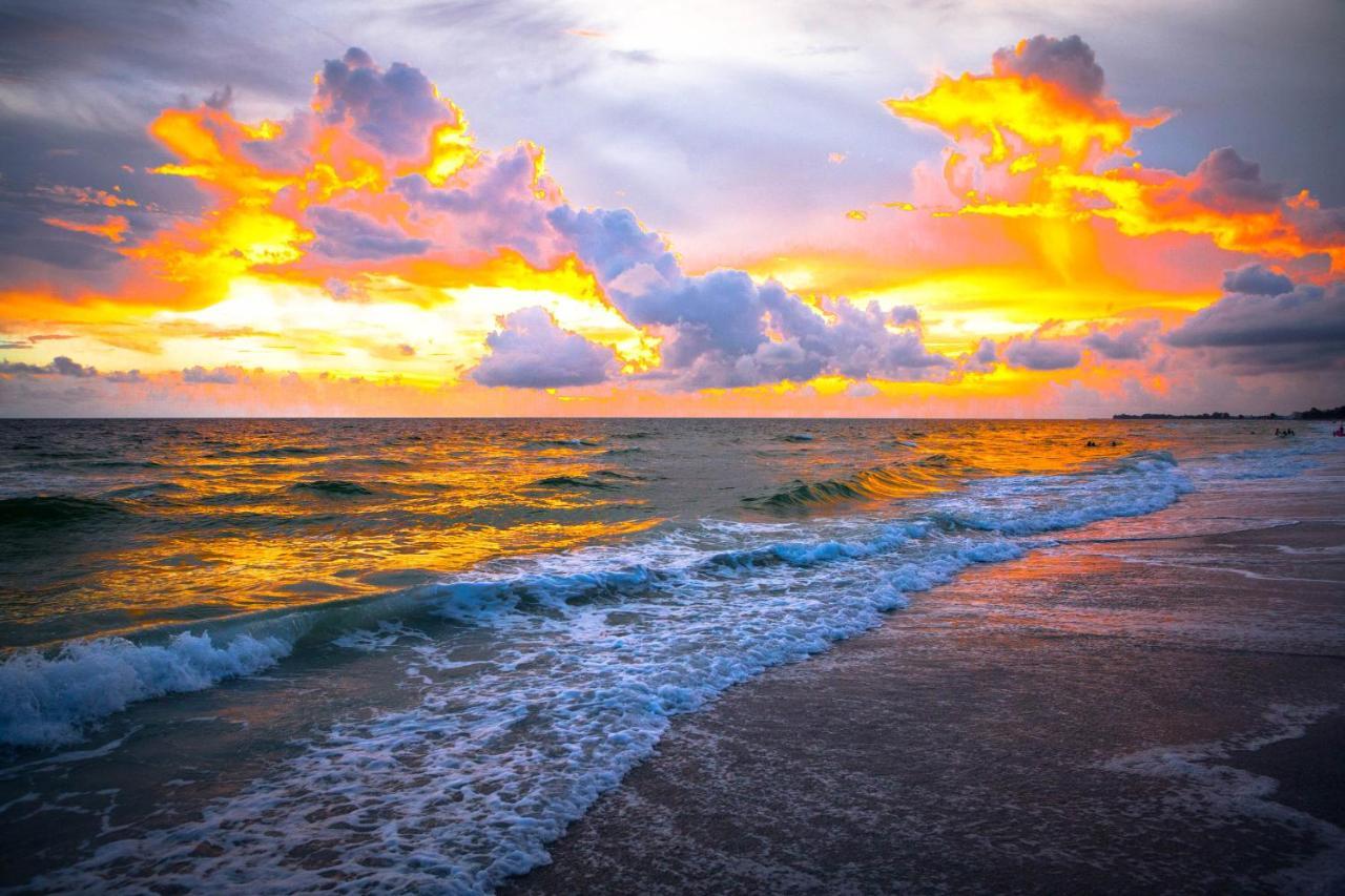 Anna Maria Island Beach Waves เบรเดนทันบีช ภายนอก รูปภาพ