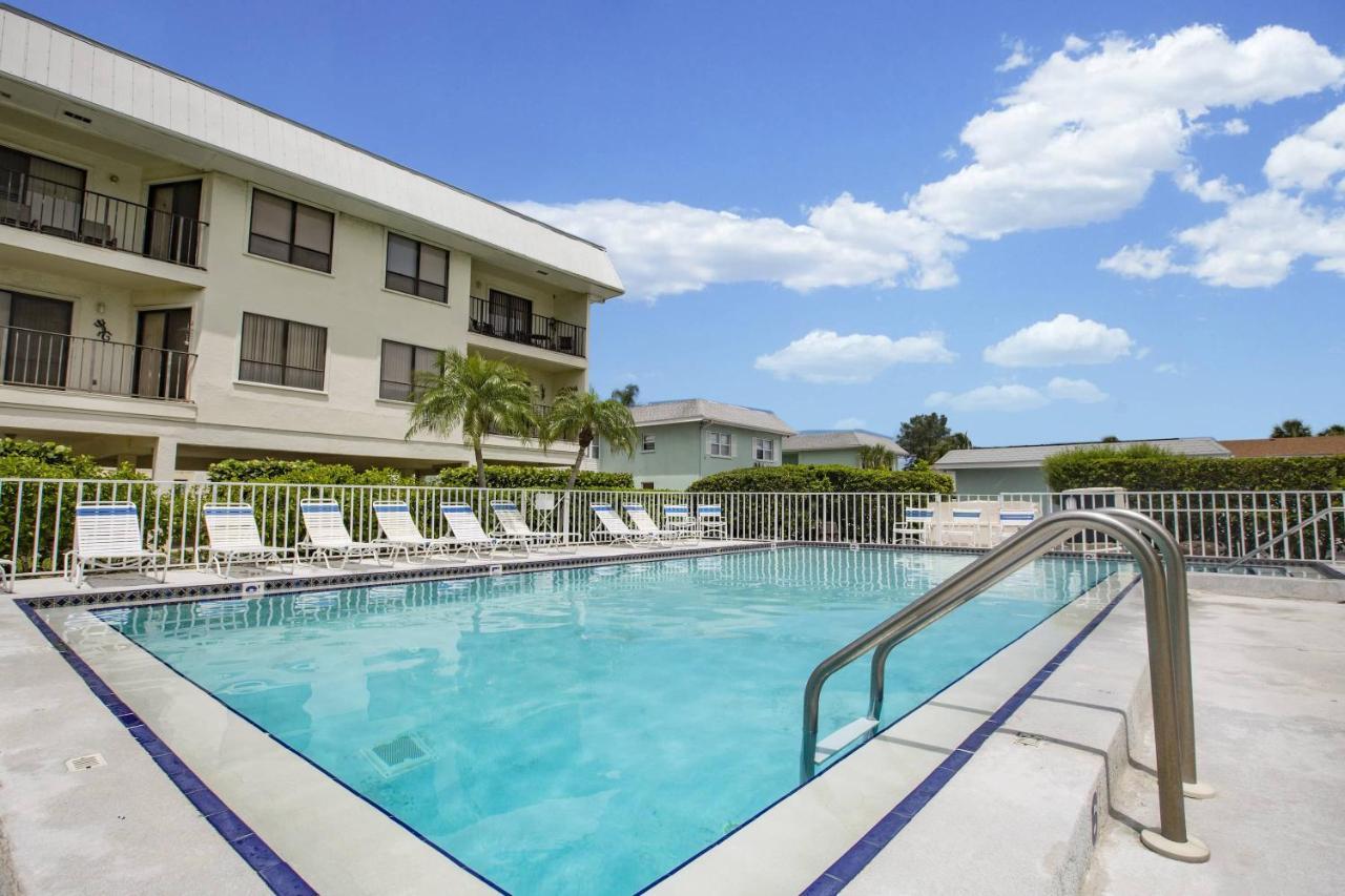 Anna Maria Island Beach Waves เบรเดนทันบีช ภายนอก รูปภาพ